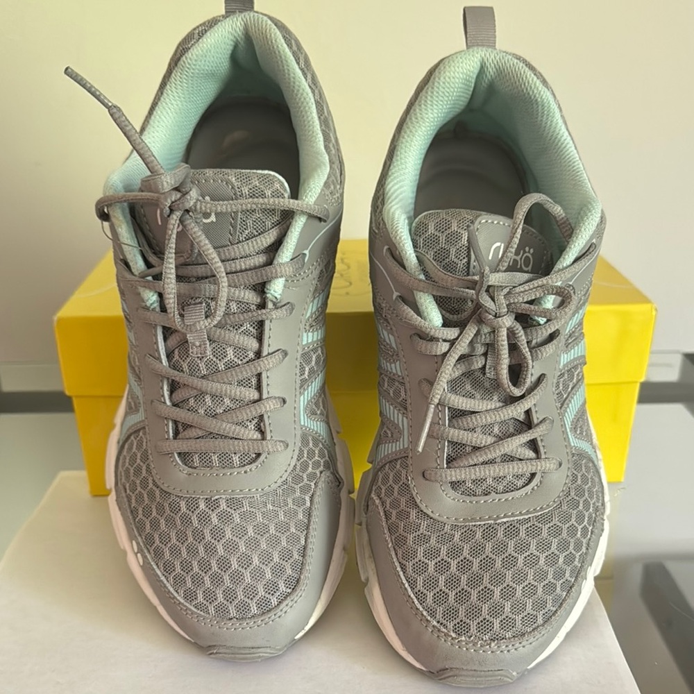 Gray Women's Athletic Shoes Ryka